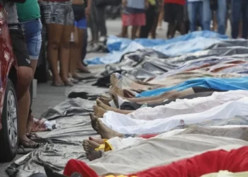 Río de Janeiro: vecinos hallaron otros 50 cuerpos en las favelas y hay más de 130 muertos