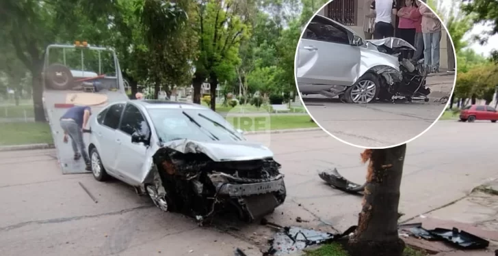 Totoras: accidente y principio de incendio vehicular en 25 de Mayo al 900