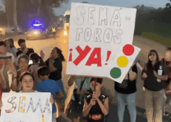 Los vecinos en Ibarlucea se manifestaron para reclamar un semáforo en la ruta 34