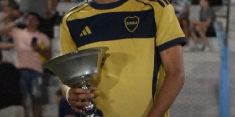 Miqueas Duré, el joven talento galvense, fue anunciado oficialmente por Boca Juniors