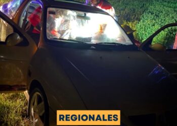 Choque por alcance en Ruta 34 dejó dos personas lesionadas. Trabajaron Bomberos de Totoras