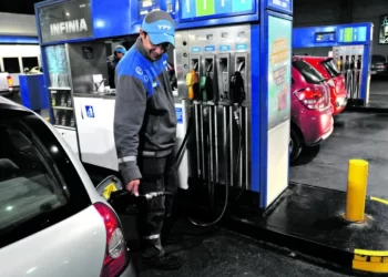 Los combustibles volvieron a aumentar en toda la región y marcaron un nuevo récord de precios.