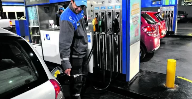 Los combustibles volvieron a aumentar en toda la región y marcaron un nuevo récord de precios.