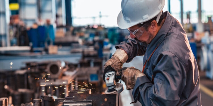 EL EMPLEO PRIVADO REGISTRADO CAE: 49 MIL PUESTOS MENOS EN CUATRO MESES 