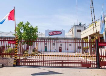 Denuncian 600 suspensiones en la planta de Georgalos