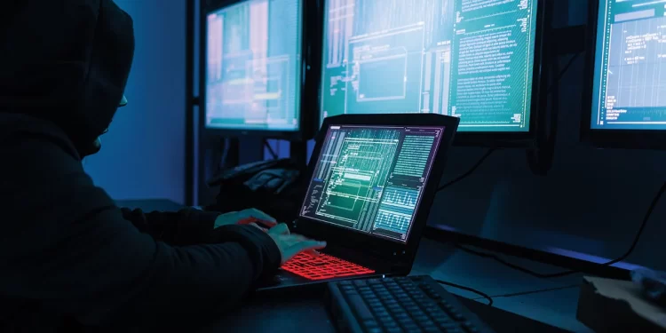 Hackearon un reconocido sitio de contenido para adultos y quedaron expuestos los datos de 200 millones de usuarios