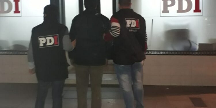 Las Parejas: la PDI detuvo a un hombre en una causa por abuso sexual