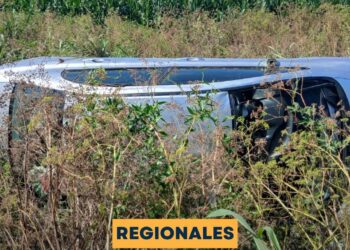 Gálvez: Volcó un auto en Ruta 80 sin víctimas de gravedad