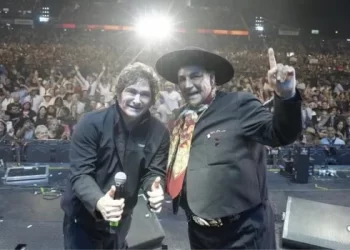 La Asociación Federal de Raíces Criollas expulsó al Chaqueño Palavecino de la institución por su actuación con Milei