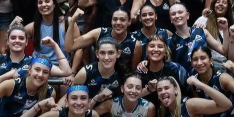LA TOTORENSE VICTORIA IZAGUIRRE DEBUTÓ EN LA LIGA ARGENTINA DE 1RA DIVISIÓN DE VOLEY CON TRIUNFOS DE SU EQUIPO SONDER ROSARIO