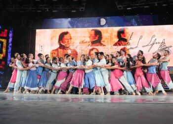 La Delegación Oficial Santafesina deslumbró y fue aplaudida de pie en el Festival de Folclore de Cosquín