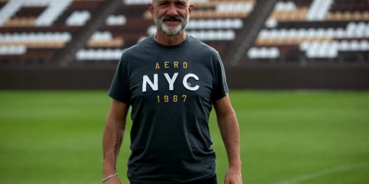 EMOTIVO RECONOCIMIENTO DEL CONCEJO MUNICIPAL DE TOTORAS A JUAN AMADOR SANCHEZ.