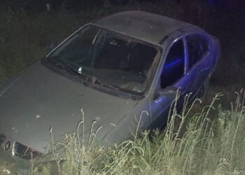 Despiste en camino rural camino a la Boca de Monje dejó dos personas con lesiones leves