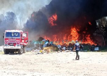 Incendio en el vertedero municipal de San Jorge