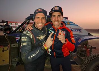 Histórico triple triunfo argentino en el Dakar: los hermanos Benavides y Jeremías González Ferioli marcaron el rumbo en Arabia