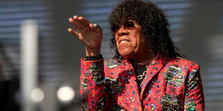 Un 11 de enero de 1951 nació el cantante y compositor cordobés Juan Carlos “La Mona” Jiménez Rufino.