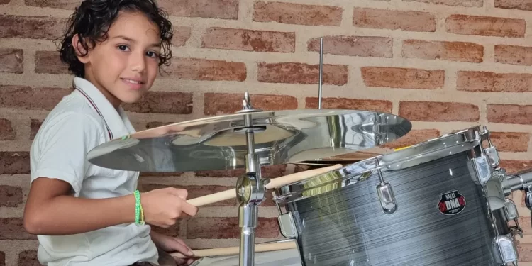 Augusto, el bombisto rosense de 8 años que hizo latir a las peñas de Jesús María