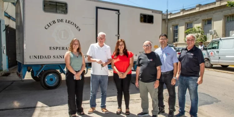 Nueva unidad sanitaria móvil llega a Esperanza para acercar la salud a los barrios