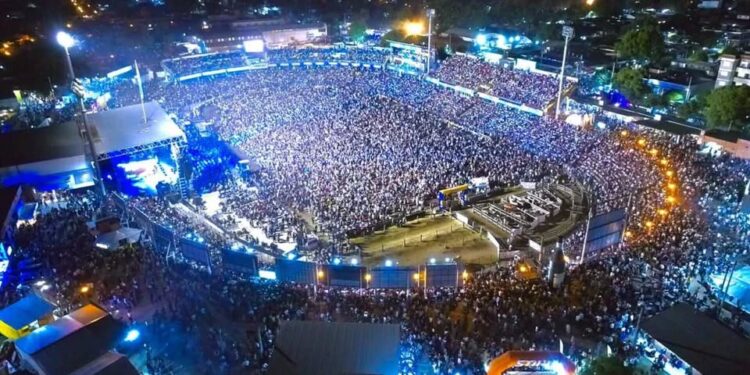 Tras la cancelación de la primera noche, comienza en Jesús María el Festival de Doma y Folclore