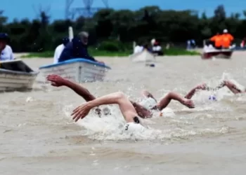 Vuelve la Maratón Santa Fe-Coronda: el desafío de aguas abiertas más esperado del país!