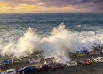 Un muerto y 35 heridos por una ola gigante en Santa Clara del Mar