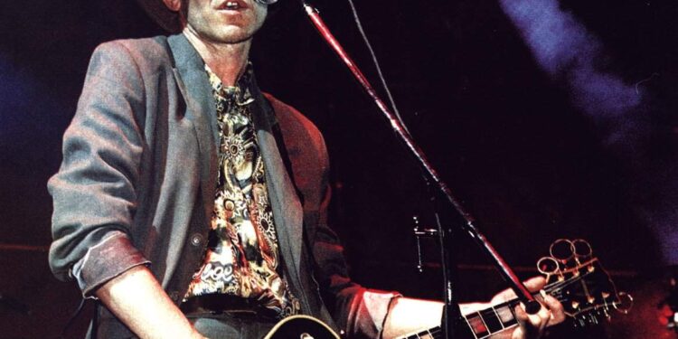 El 15 de enero de 1952 nació el músico y compositor argentino Skay Beilinson. Leyenda del Rock Nacional. 
