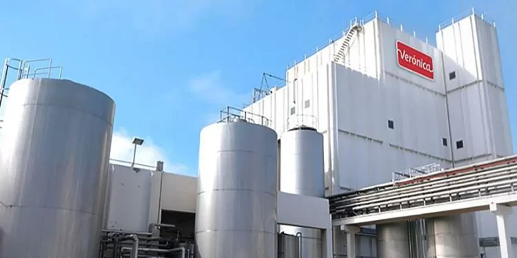 Trabajadores de la Verónica ratificaron que la empresa no está tomada y continúan asistiendo para cuidar las instalaciones