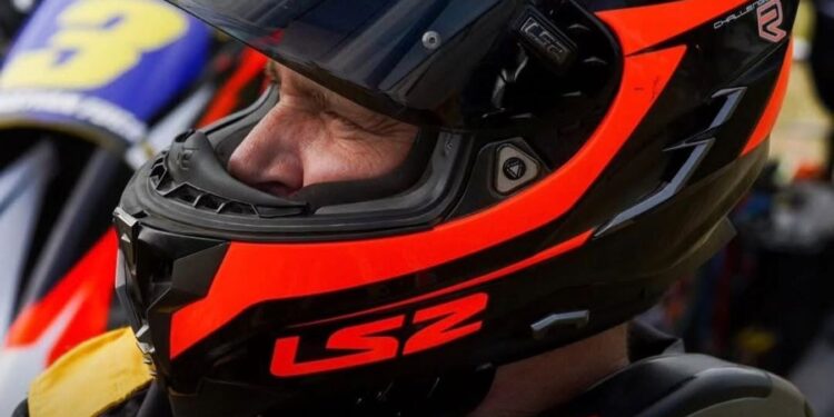 Lionel mancini, campeón 2025 del mutimarca senior, se quedó con el primer puesto de la primera fecha nocturna del KDC en Totoras 