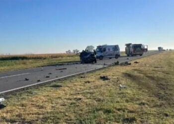 Dos mujeres fallecidas por choque frontal en la ruta 90 entre Alcorta y Carreras