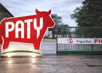 Despidos masivos en el frigorífico creador de las hamburguesas Paty