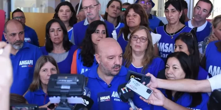 LOS DOCENTES DE LA PROVINCIA PEDIRÁN UN 33% DE AUMENTO