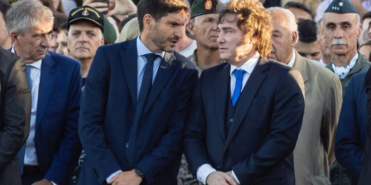 Milei y Pullaro participaron del acto central por los 213 años del Combate de San Lorenzo