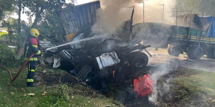 CHOQUE DE CAMIONES EN LA 33 Y RESCATE AÉREO