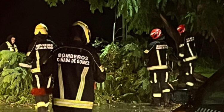 Múltiples emergencias en distintos puntos de Cañada de Gómez por la tormenta