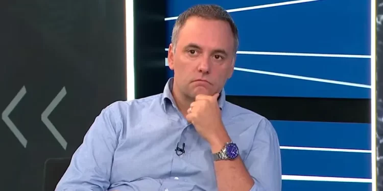 Adorni dijo que el viaje de su esposa fue “un error”, pero no un delito