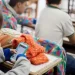 Prohíben el uso de celulares en escuelas primarias de Santa Fe durante toda la jornada escolar