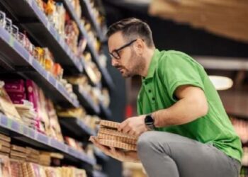 Empleados de comercio acordaron un aumento del 5% trimestral