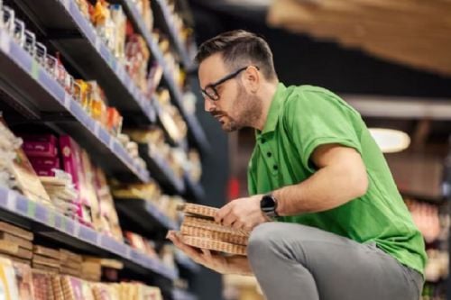 Empleados de comercio acordaron un aumento del 5% trimestral