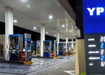 La nafta súper superó los $2000 en la región tras nuevos aumentos