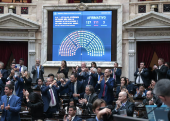 Diputados aprobó la reforma a la Ley de Glaciares tras una extensa sesión