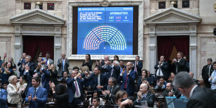 Diputados aprobó la reforma a la Ley de Glaciares tras una extensa sesión