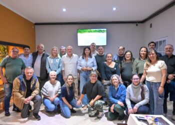 Clara García y autoridades locales mantuvieron encuentro en Barrancas