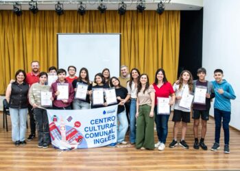 Timbúes: 17 estudiantes obtuvieron diplomas internacionales de inglés