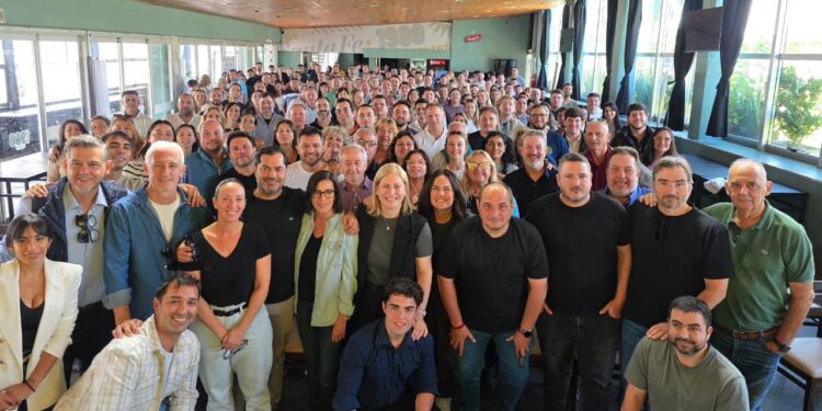 El PRO Santa Fe reunió su consejo directivo ampliado y definió su estrategia política