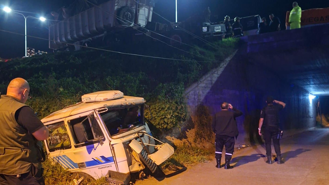 Choque entre camiones en San Lorenzo: un conductor resultó herido