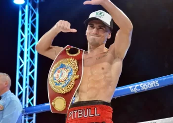 Boxeo de alto nivel en Gálvez: pelea el “Pitbull” Reyes