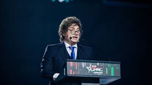 Milei destacó la baja de la inflación, pero advirtió que aún faltan corregir tarifas