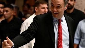 El Gobierno aprobó la nueva estructura de la Jefatura de Gabinete: 243 funcionarios y un gasto mensual de $528 millones