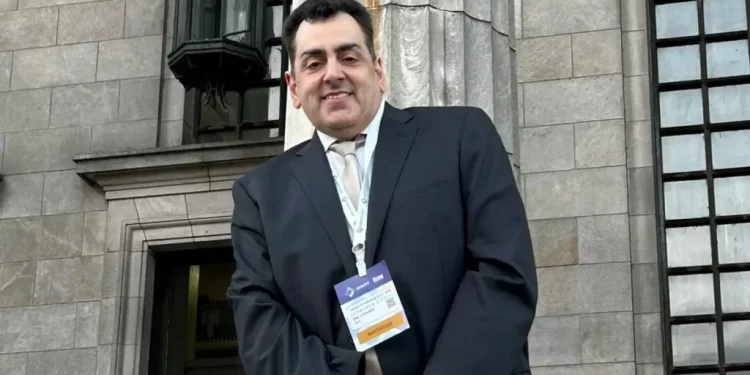 Tensión en la Feria del Libro: un error que se volvió viral