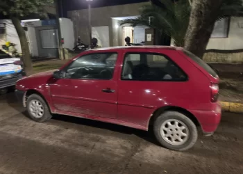 Violento robo en estación de servicio de Las Parejas: persecución y cuatro detenidos